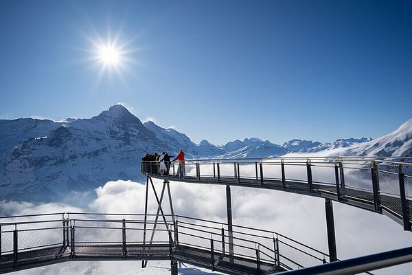 Switzerland travel places to visit with scenic Alps, lakes and charming villages